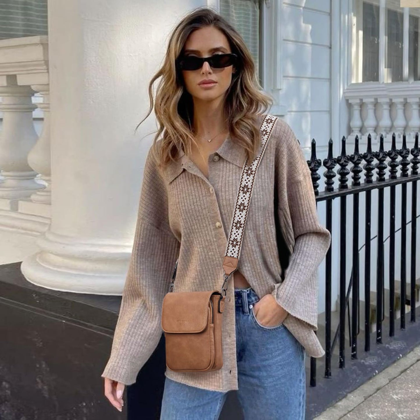 POIUGOYA Small Crossbody Bags for Women Trendy,Leather Triple Compartment Cell Phone Crossbody Wallet Purses with Card Slots