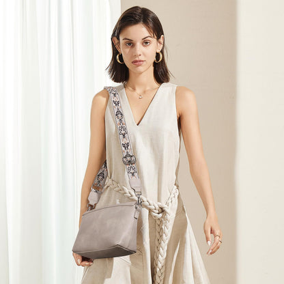 CLUCI Crossbody Purses for Women Trendy Vegan Leather Small Crossbody Bags Women Shoulder Handbags with Wide Straps